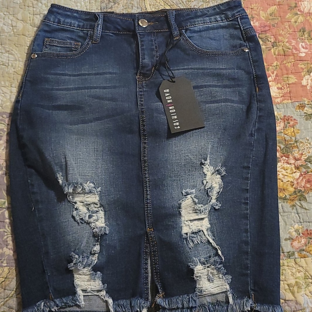 Denim skirt